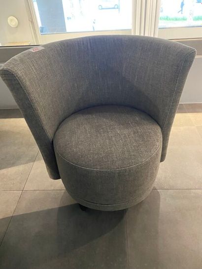 1 Fauteuil fixe MATILDA. 77 x76 x71 cm, revêtement...
