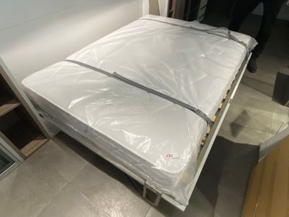 1 Matelas TRECA ressorts ensachés pour lit...
