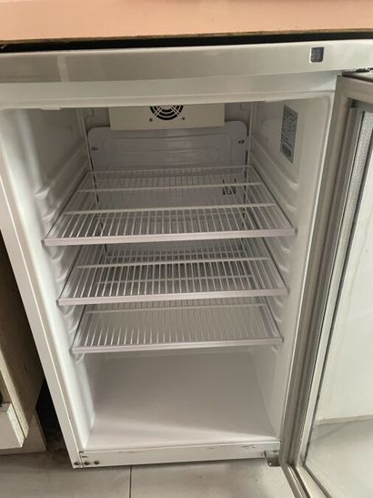 2 réfrigérateurs 1 porte vitrée TEFCOLD (Ref....