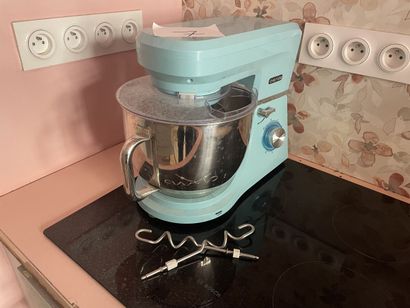 1 robot de cuisine CHEFLEE (Ref. 7)

VENTE...