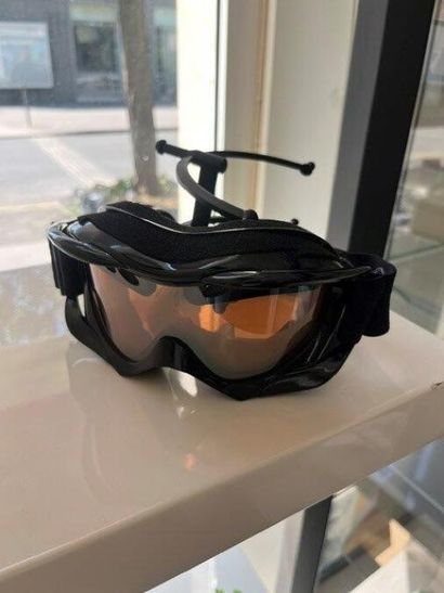 STOCK d'opticien comprenant :
- (+/-) 446...