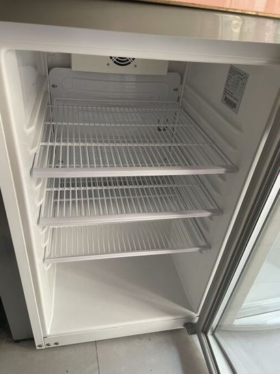 2 réfrigérateurs 1 porte vitrée TEFCOLD (Ref....