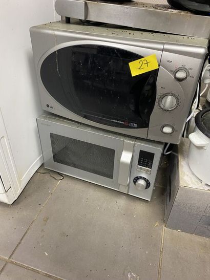 - 1 combiné réfrigérateur-congélateur BEKO
-...