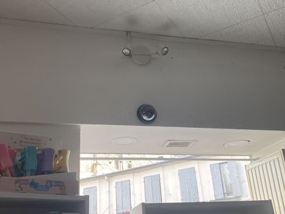 1 système de vidéo surveillance comprenant...