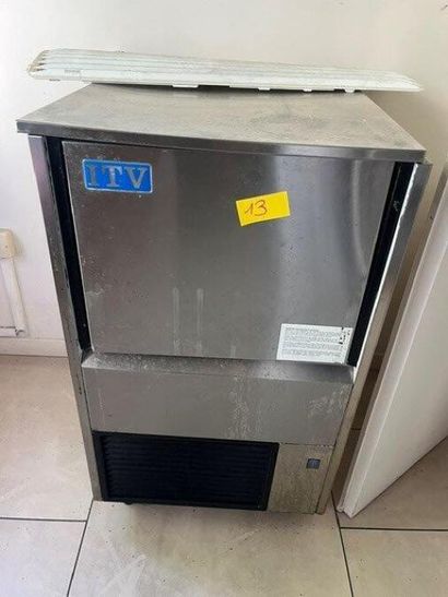 1 machine à glaçons ITV (Ref. 13)

VENTE...