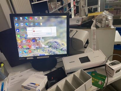 *1 Ensemble informatique comprenant :
- 1...