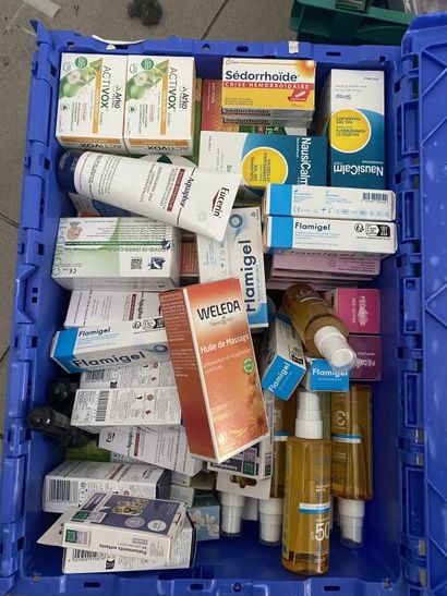 STOCK d'environ 4000 produits de pharmacie...