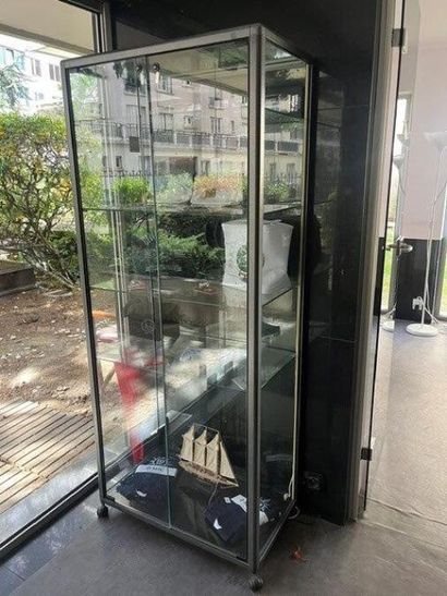 - 1 meuble bas de rangement métallique MAISON...