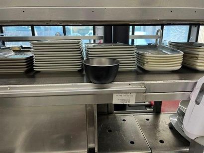 1 important lot d'ustensiles de cuisine,...
