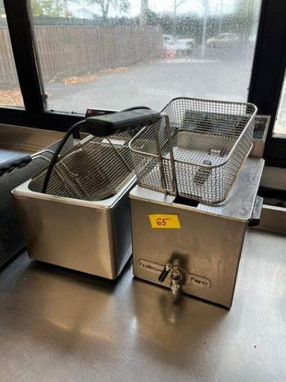 2 friteuses dont 1 GOLD INOX et 1 PREMIUM...