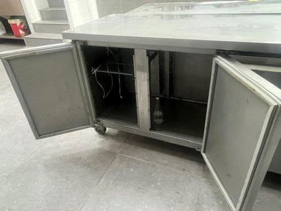 1 tour réfrigéré inox 3 portes AFI COLLIN...