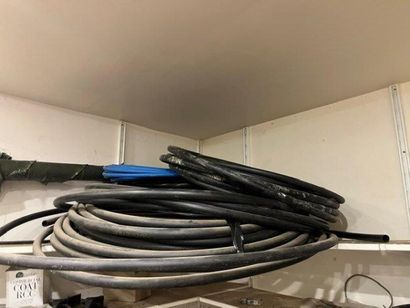 1 lot d'électroportatifs et divers comprenant...