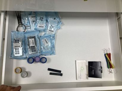 STOCK de consommables et instrumentations...