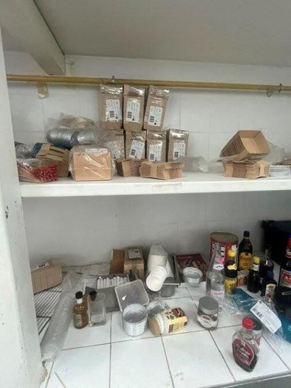 STOCK de barquettes en carton/aluminium

VENTE...