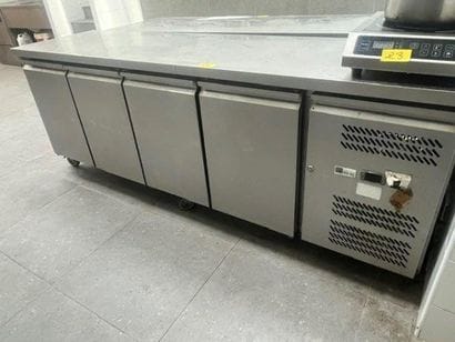 1 tour réfrigéré inox 3 portes AFI COLLIN...