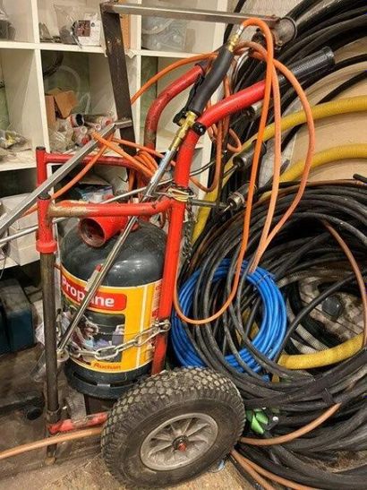 1 lot d'électroportatifs et divers comprenant...