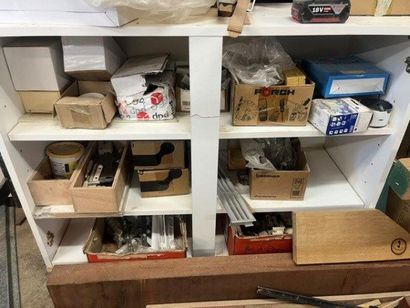 STOCK de visseries et boulonneries, pommelles,...