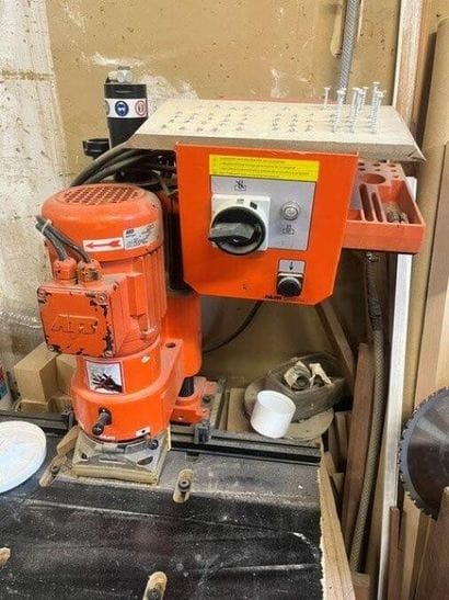 1 ponceuse à charnières BLUM MINIDRILL (Ref....