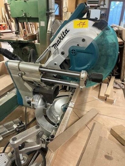 1 scie radiale MAKITA DXT (Ref. 17)

VENTE...