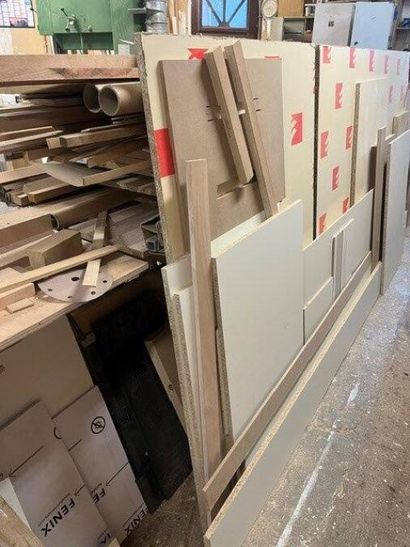 STOCK de visseries et boulonneries, pommelles,...