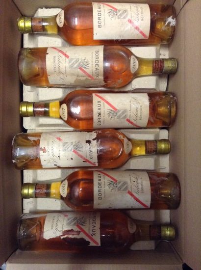 12 bouteilles : BORDEAUX (blanc) 1937 mise...