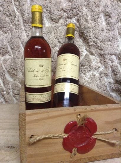 2 bouteilles : CHÂTEAU D'YQUEM 1er Cru Supérieur...
