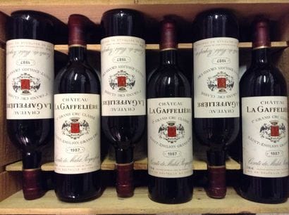 12 bouteilles : CHÂTEAU LA GAFFELIERE 1er...