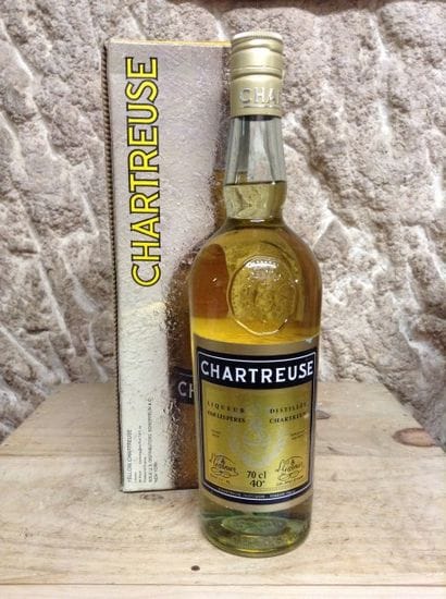 1 bouteille : CHARTREUSE V.E.P. Jaune L....