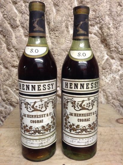 2 bouteilles : COGNAC HENNESY S.0 25 ans...