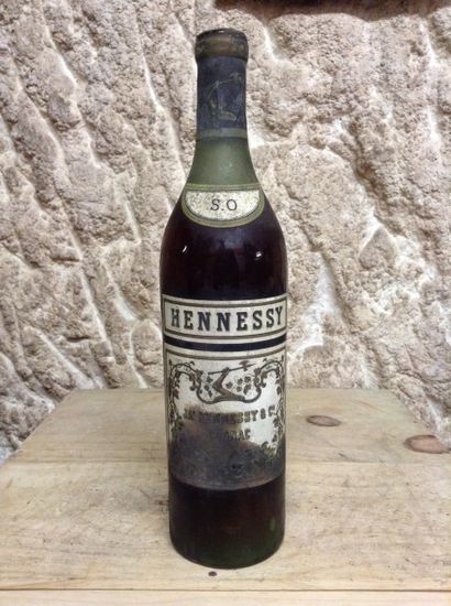 1 bouteille : COGNAC HENNESY S.0 25 ans d'âge...
