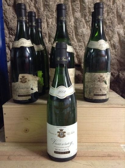 9 bouteilles : VOUVRAY 3 de 2005 (moelleux)...