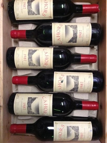 12 bouteilles : CAHORS 1987 Domaine de Ferrières...
