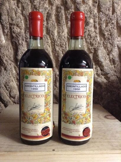 2 bouteilles : ESPAGNE MONTILLA-MORILES AMONTILLADO...