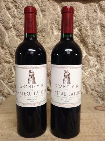 2 bouteilles : CHÂTEAU LATOUR 1er GCC Pauillac...