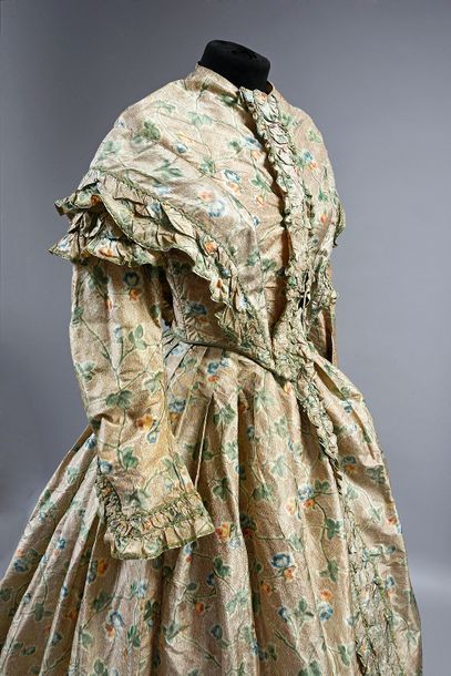 Afternoon dress, circa 1850, dress in a beautiful...