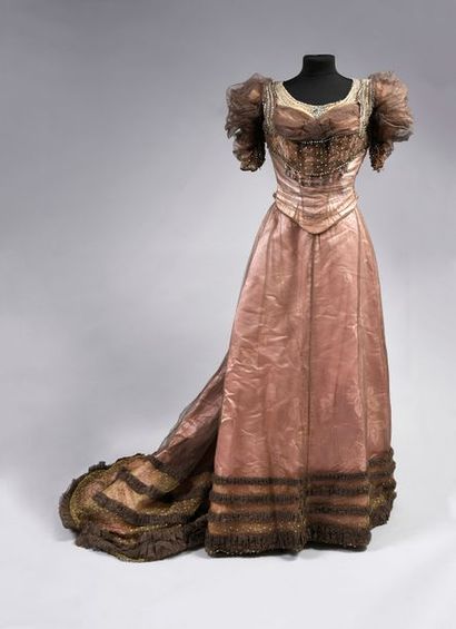 Worth designer ball gown (no. 84920), circa...