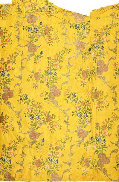 Lampas, early 17th century, lampas large...