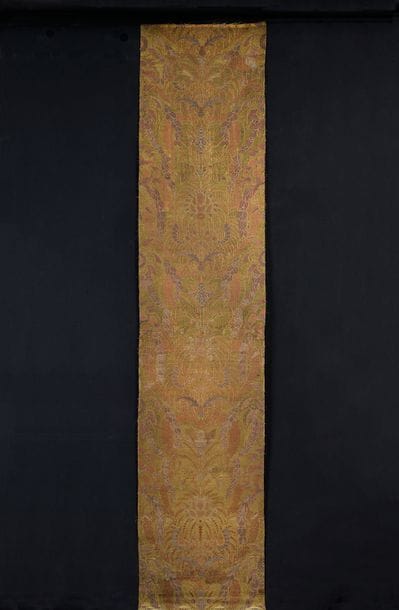 Lace lamps, circa 1720-1730, brocade made...