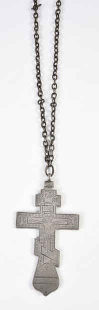 SILVER PECTORAL CROSS.
Model offered to a...