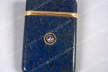 CIGARETTES CASE.
Rectangular shape, carved...