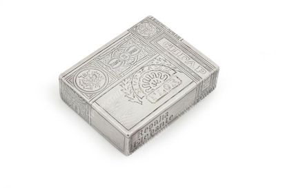 BOÎTE À CIGARES EN ARGENT.
Par NOVOZHILOV,...