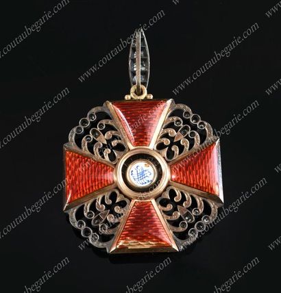 ORDRE DE SAINTE-ANNE (RUSSIE),
FONDÉ EN 1735.
Croix...