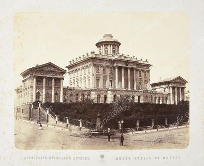 MOSCOU.
Ensemble de 10 grands tirages photographiques,...