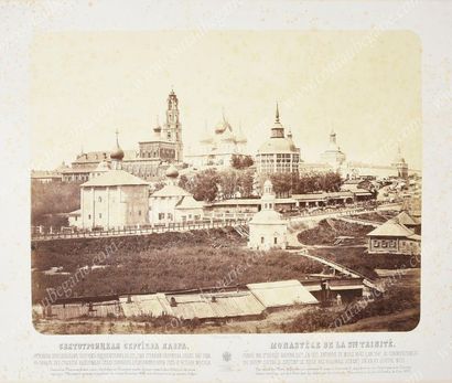 MOSCOU.
Ensemble de 10 grands tirages photographiques,...
