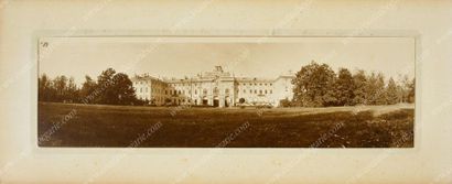 PALAIS DE LA FAMILLE IMPÉRIALE.
Album contenant...