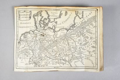 [LIBRARY OF PHILIPPE V OF SPAIN]. 
 TACITUS...