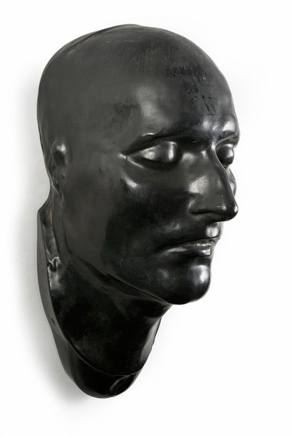 MOLDING OF NAPOLEON'S MORTUARY MASK.
A moving...