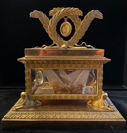 PRECIOUS RELIQUARY CONTAINING MEMORIES OF...