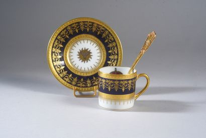 TABLE SERVICE OF EMPEROR BOKASSA I.
Hard...