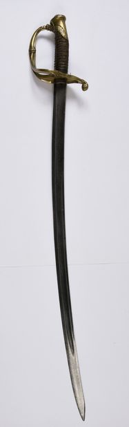 SABRE BRIQUET TYPE AN XI;
Guard stamped VERSAILLES....